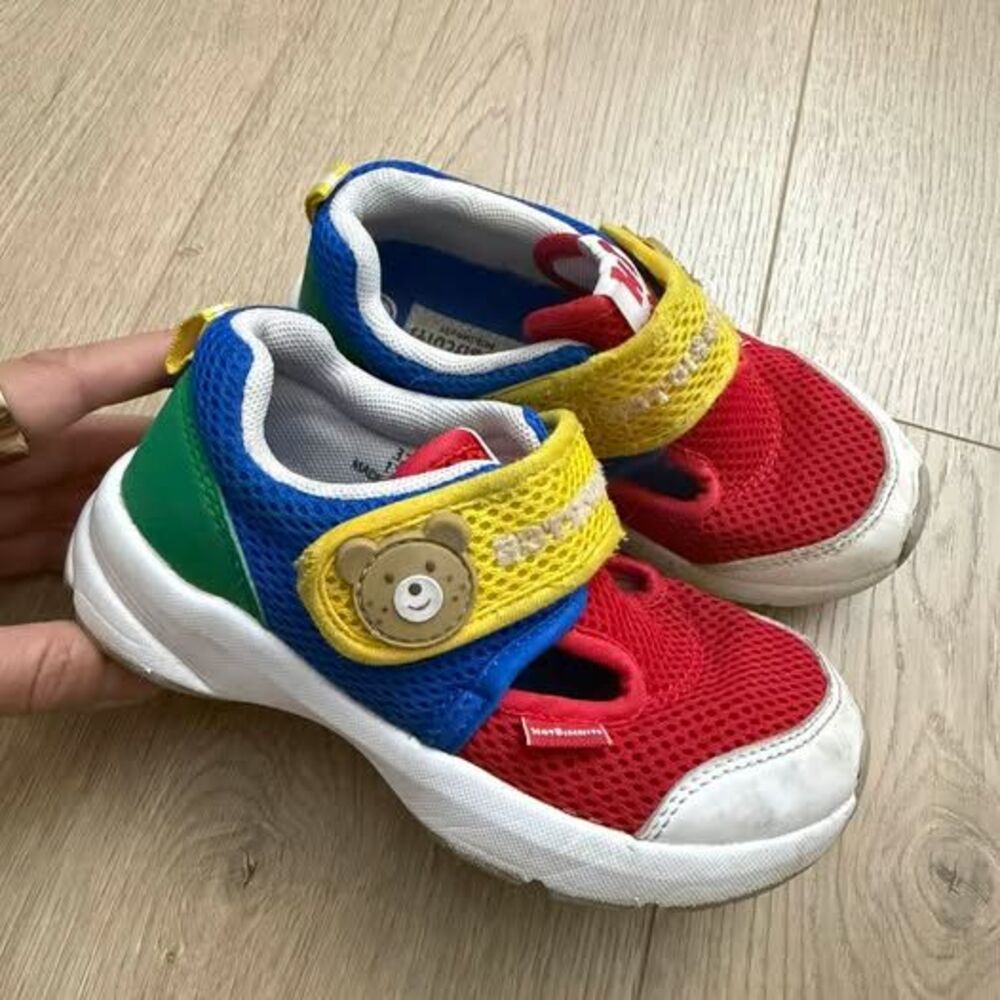 Miki House Hot Biscuits Toddler Shoes size 17.0 or 11 US